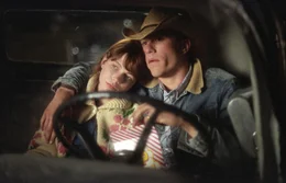 Alma (Michelle Williams, l.); Ennis Del Mar (Heath Ledger, r.)