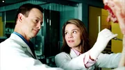 Detective Mac Taylor (Gary Sinise) und Detective Lindsay Monroe Messer (Anna Belknap).