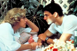 Einer der Instruktoren bei 'Top Gun' ist die sch&ouml;ne Charlie (Kelly McGillis, l.) - und in sie verliebt sich Maverick (Tom Cruise, r.) ...