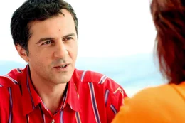 Thomas Landsberg (Merab Ninidze), Conny Herzog (Elfi Eschke)