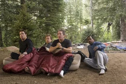 Wollen dem Alltag entfliehen und noch einmal so richtig etwas erleben: Woody (John Travolta, l.), Dudley (William H. Macy, 2.v.l.), Doug (Tim Allen, 2.v.r.) und Bobby (Martin Lawrence, r.) begeben sich auf einen Motorradtrip in die weite Highway-Wildnis der USA ...