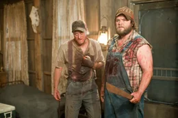 Tyler Labine (r) and Alan Tudyk (l)