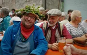 Gefeiert wird wie früher in der Gänsgass vor dem 1689 errichteten Veithaus.