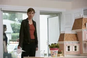 LAW & ORDER: CRIMINAL INTENT -- "Tru Luv" -- Pictured: Julianne Nicholson as Detective Megan Wheeler -- NBC Photo: Virginia Sherwood LAW & ORDER: CRIMINAL INTENT -- "Tru Luv" -- Pictured: Julianne Nicholson as Detective Megan Wheeler -- NBC Photo: Virginia Sherwood