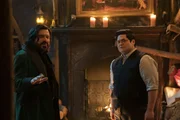 Laszlo (Matt Berry, l.); Guillermo (Harvey Guillén, r.)