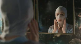 Mutter (Naomi Watts)