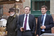 Byron Street (Bernard Lloyd), DCI John Barnaby (Neil Dudgeon) und DS Ben Jones (Jason Hughes).