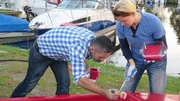 Viola und Mauro Corradino verhelfen dem alten Boot von Violas Vater zu neuem Glanz