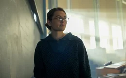 Durch ihre Auszeit findet Marguerite (Ella Rumpf) eine neue Herangehensweise f&uuml;r ihr gescheitertes Forschungsprojekt.
