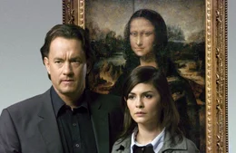 Symbologe Robert Langdon (Tom Hanks) und Kryptologin der Pariser Polizei Sophie Neveu (Audrey Tautou) versuchen gemeinsam den Mord am Kurator des Louvre aufzukl&auml;ren.