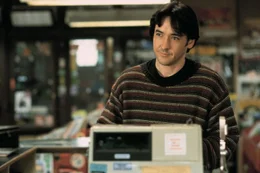 Sein Plattenladen l&auml;uft eher schlecht als recht und auch in seinem Liebeseleben sieht es alles andere als rosig aus: Rob (John Cusack)