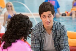 David Henrie als Lane