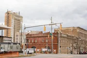 Birmingham ist die größte Stadt Alabamas. Sie ist fortschrittlich, vielfältig und entwickelt sich ständig weiter, ist aber dennoch tief in den Traditionen und Geschmäckern des tiefen Südens verwurzelt.