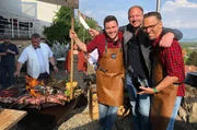Tobias Kämmerer (mi.) mit Marco Introvigne (li.) und Klaas Fischer (re.) in der Dom-Lounge.
