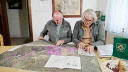 Siegfried Wentner, stellvertretender Vorsitzender, und Gerhard Jantscher, Vorsitzender des Alpenvereins Mixnitz waren ma&szlig;geblich an der Planung der Bauarbeiten beteiligt