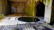 Die Historiker Dr. Marcus Meyer und David Torgovnikov sind auf Spurensuche im Inneren des Bunkers.