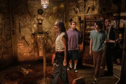 Celeste O&rsquo;Connor (Lucky), Kumail Nanjiani (Nadeem), Finn Wolfhard (Trevor Spengler), James Acaster (Lars).