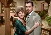 Josepha Vogelhuber (Waltraut Haas) und Leopold Brandmeyer (Peter Alexander)