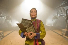 Die Hexe Zi Yuan (Michelle Yeoh) wei&szlig; angeblich wie man ewiges Leben erh&auml;lt und den Tod besiegen kann. Sie wird von General Ming Guo in den Kaiserpalast gebracht, um Kaiser Han kennenzulernen ...