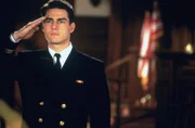 Lt. Daniel Kaffee (Tom Cruise)
