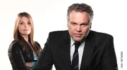 Detective Alexandra Eames (Kathryn Erbe), Detective Robert Goren (Vincent D'Onofrio)
