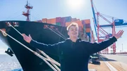Der 18-jährige Ansgar Stark freut sich auf die Ausbildung auf dem Frachtschiff.