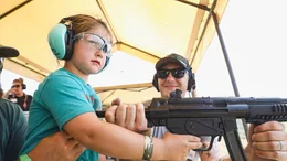 Erst schie&szlig;en, dann schreiben lernen: In Oklahoma wird Kindern schon fr&uuml;h beigebracht, mit Waffen umzugehen.