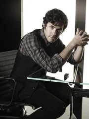 2. Staffel: Eli Loker (Brendan Hines)