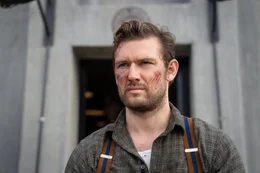 Geoffrey Appleyard (Alex Pettyfer)