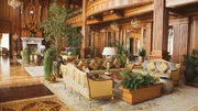Die Villa mit luxuriöser Ausstattung wird nach Janukowitschs Sturz zum Symbol für Korruption und Vetternwirtschaft in der Ukraine.