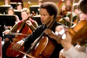 In jungen Jahren hat Nathaniel Ayers (Jamie Foxx) als einer der Besten an der renommierten Juilliard School studiert - doch dann macht ihm seine Schizophrenie einen Strich durch die Rechnung ...
