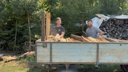 In ihrem zweiten Dokumentarfilm macht sich die Filmemacherin Katrin Schl&ouml;sser auf ins S&uuml;dburgenland, um dort einen Film mit M&auml;nnern zu drehen. Sie m&ouml;chte herausfinden, wie sie denken und handeln, was sie antreibt und auch, wie sie selbst auf M&auml;nner zugeht, welche Erwartungen sie ihnen zuschreibt.