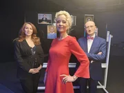 Die Kriminalpsychologin Kerry Daynes (l.), die Finanzmarktexpertin Sandra Navidi (M.) und der Wirtschaftspsychologe Prof. Uwe Kanning (r.) bilden das Experten-Team. Die Kriminalpsychologin Kerry Daynes (l.), die Finanzmarktexpertin Sandra Navidi (M.) und der Wirtschaftspsychologe Prof. Uwe Kanning (r.) bilden das Experten-Team.