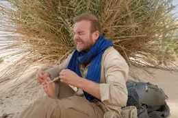 400 Kilometer zu Fu&szlig; durch die Sahara hinterlassen ihre Spuren.