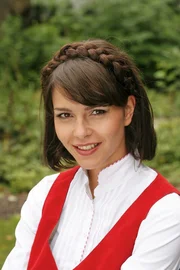 Mona Lehrmann (Susan Hoecke)