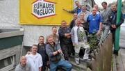 Das Team von "Zuhause im Glück" will der alleinerziehenden Frauke helfen und aus dem sanierungsbedürftigen Haus wieder ein Zuhause machen Das Team von "Zuhause im Glück" will der alleinerziehenden Frauke helfen und aus dem sanierungsbedürftigen Haus wieder ein Zuhause machen