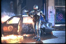 Robocop (Peter Weller)