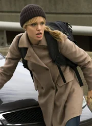 Auf der Flucht werden f&uuml;r CIA-Agentin Evelyn Salt (Angelina Jolie) die eigenen Kollegen zu erbitterten Gegnern.