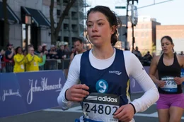 Tatiana Maslany (Erin Hurley).