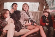 L-R: Mae Whitman als Maggie Taylor, George Clooney als Jack Taylor, Michelle Pfeiffer als Melanie Parker and Alex D. Linz als Sammy Parker.
