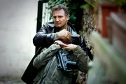 Bryan Mills (Liam Neeson)