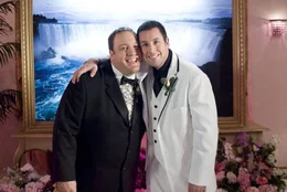 L-R: Larry Valentine (Kevin James) und Chuck Levine (Adam Sandler)