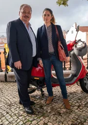 Rechtsanwalt Eduardo Silva (Jürgen Tarrach) und seine Assistentin Marcia (Vidina Popov) übernehmen einen traurigen Fall, der dem Anwaltsduo sehr nahegeht.