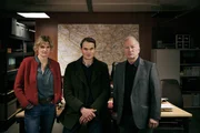v.li.: Kriminalkommissaren Wanda Goldwasser (Eli Wasserscheid), Kriminalhauptkommissar Felix Voss (Fabian Hinrichs) und Polizeipräsident Dr. Kaiser (Stefan Merki)