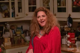 Eve (Annie Mumolo)