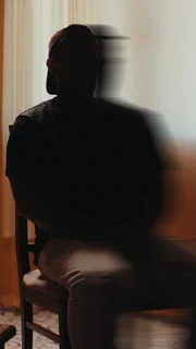 Nikolaj f&auml;llt es sichtlich schwer, &uuml;ber die Erinnerungen an die Gewalt in der Armee zu sprechen.