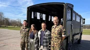 Ding Dong – Zeig mir dein Zuhause Staffel 8 Folge 1 Rekrutenschule in Frauenfeld TG: Rekrut Leotrim Gashi, Viola Tami, Jan Fitze und Oberst im Generalstab Pascal Muggensturm.