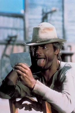 Nobody (Terence Hill) trainiert flei&szlig;ig f&uuml;r den gro&szlig;en Kiss-Lookalike-Contest ...
