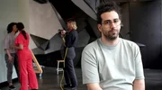 hr-fernsehen 7 TAGE ... MODEL, Ein Film von Davide Di Dio und Jens Benner. „Model“. Kein Begriff wird so sehr mit Glamour und Schönheit verbunden wie dieser. Doch was macht es eigentlich aus, Model zu sein? Was bedeutet es, sich und seine Schönheit zu Geld zu machen? Und vor allem: Wer definiert eigentlich, was Schönheit ist? Davide Di Dio geht diesen Fragen nach und begibt sich für sieben Tage in die Welt der Models.