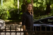 Aidan Shaw (John Corbett)